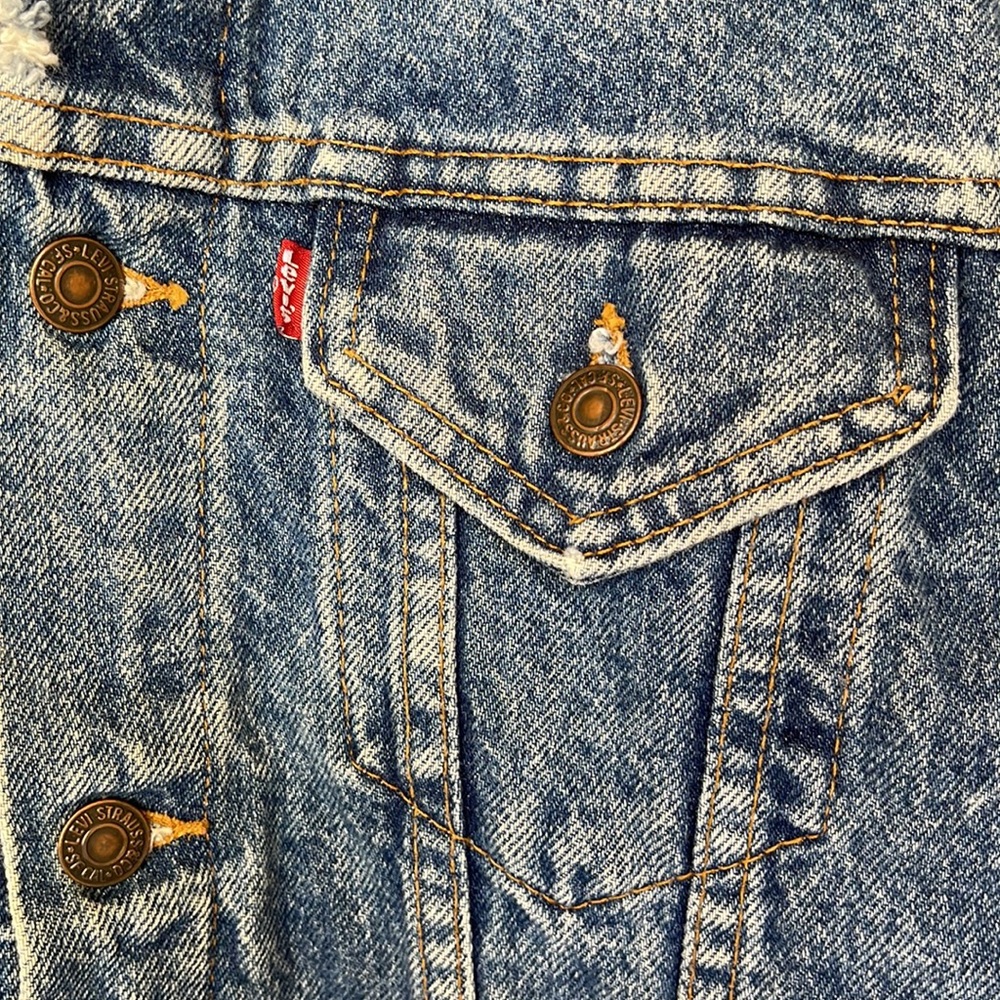 Levi’s vintage denim jacket - Picture 6 of 10